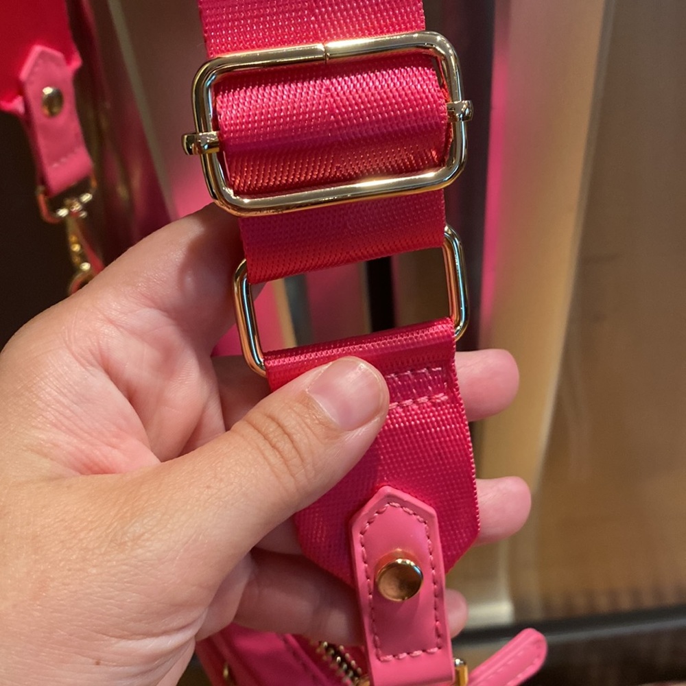 Pink crossbody - Picture 6 of 10